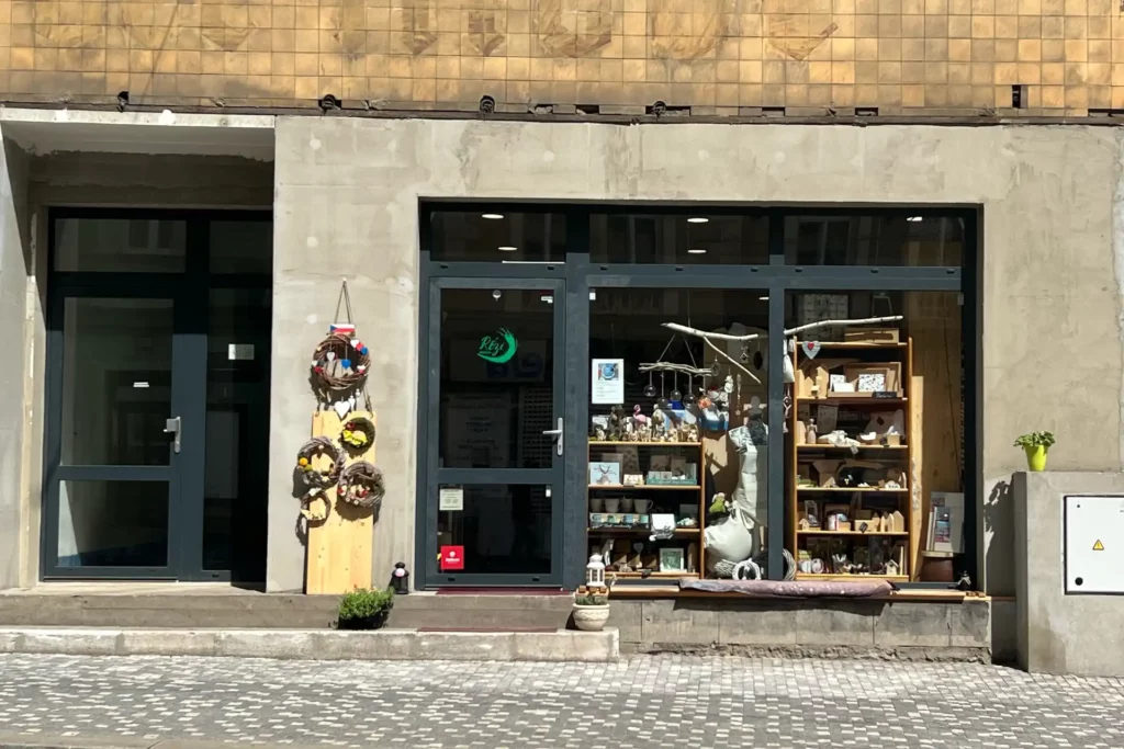 Rózi kreativ – výtvarné potřeby a papírnictví Praha 10