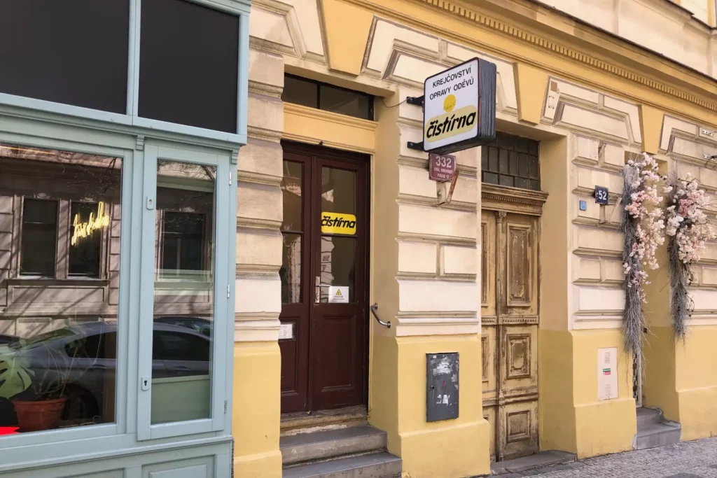 Opravy oděvů Praha 2