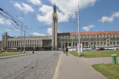 Železniční stanice Hradec Králové hl.n.